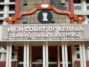 After Kerala HC speaks tough, CPI(M) and police take action for blocking road