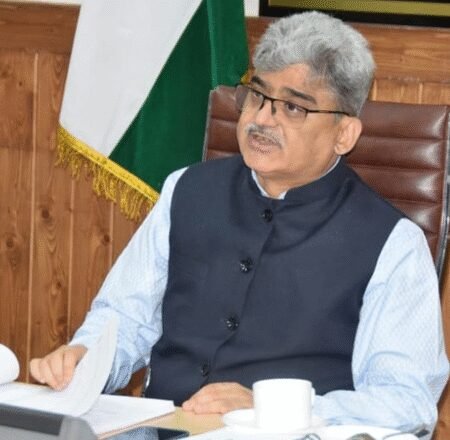 J&K Chief Secy assesses measures taken for revival, conservation of heritage in UT