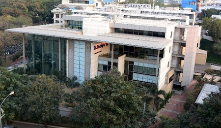 <div>Dr. Reddy’s Laboratories’ net profit slumps 11 pc to Rs 14,09 crore sequentially in Q1</div>