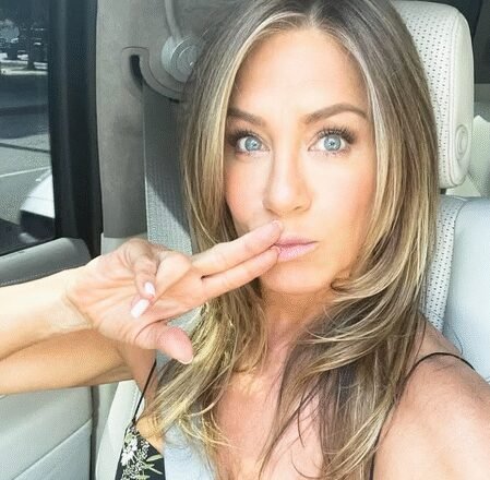 Jennifer Aniston tears up while talking about her first canine friend