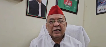 <div>SP questions BJP’s ‘objection’ to ‘I Love Muhammad’; saint, cleric say slogans for political gain wrong</div>