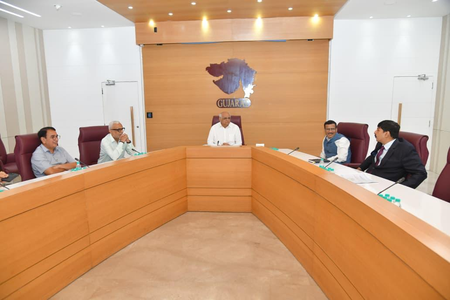 Gujarat CM chairs cabinet meeting to review impact of unseasonal rainfall