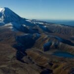 New Zealand national park fights against large fire