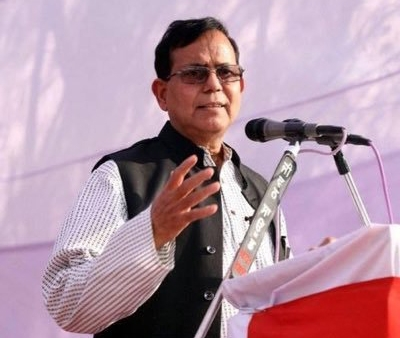 <div>Bengal: CPI-M asks EC for action against BDOs allowing their offices for Trinamool’s political activities</div>