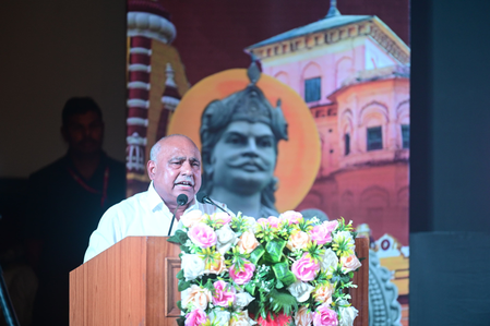 <div>‘Shashi Tharoor expressed his own experience of dynastic politics in Congress’: MP BJP chief</div>