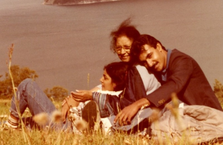 <div>Deepti Naval shares a throwback pic of her family’s Europe trip in 1982</div>