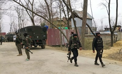 <div>J&K police attach property of local involved in terror activities operating from Pakistan & PoK</div>