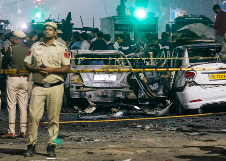 <div>UP Police, ATS probe two ‘missing’ Kashmiri IIT Kanpur PhD students amid Red Fort blast investigation</div>