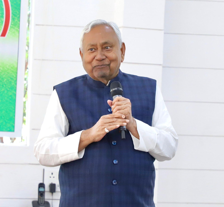 <div>Nitish Kumar highlights NDA govt’s works, hits out at RJD in Assembly</div>