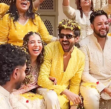 <div>Kartik Aaryan cannot contain his excitement at sister Kritika’s flower haldi ceremony</div>