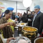 <div>‘Nutritious meals for just Rs 5’, Delhi CM inaugurates 45 ‘Atal Canteens’</div>