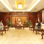 Nepal PM holds talks with top leaders of major political parties