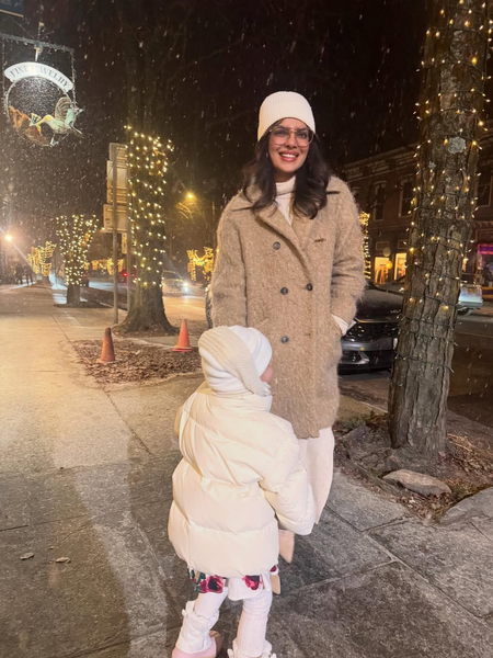 Priyanka Chopra captures some precious moments of little Malti enjoying the snow season