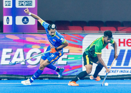 <div>Men’s HIL: Kalinga Lancers beat Ranchi Royals 2-1, book spot in the final</div>