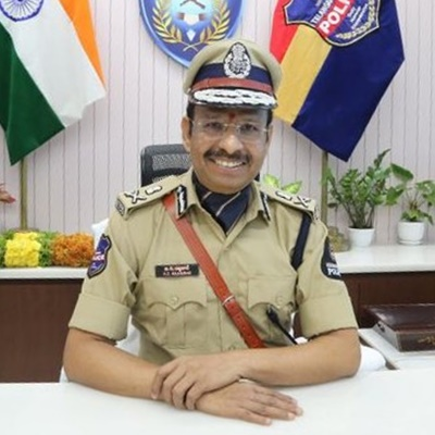<div>T’gana: Top cop sends notice to BRS leader over allegations</div>