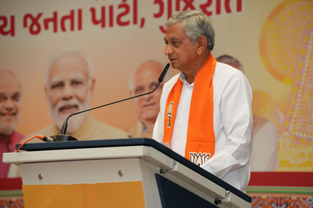 <div>Villages must emerge as economic hubs to realise ‘Viksit Bharat@2047’: Gujarat Minister</div>