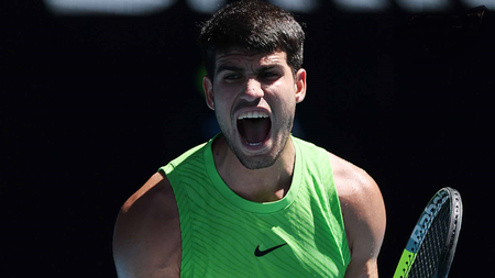 Aus Open: Top seeds Alcaraz, Sabalenka produce contrasting 3rd round wins (round-up)