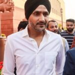 <div>Harbhajan Singh says ‘Satyameva Jayate’ as court discharges Kejriwal, Sisodia in liquor policy case</div>
