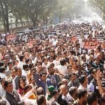 <div>Delhi BJP workers protest outside Congress office, demand Rahul’s apology</div>