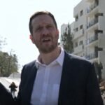 <div>Iran targeting civilians in ballistic attacks, says Israeli spokesperson, calls it ‘war crime’</div>