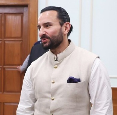 <div>Saif Ali Khan reacts to comparisons between Pawan of ‘Kartavya’ & Langda Tyagi of ‘Omkara’</div>