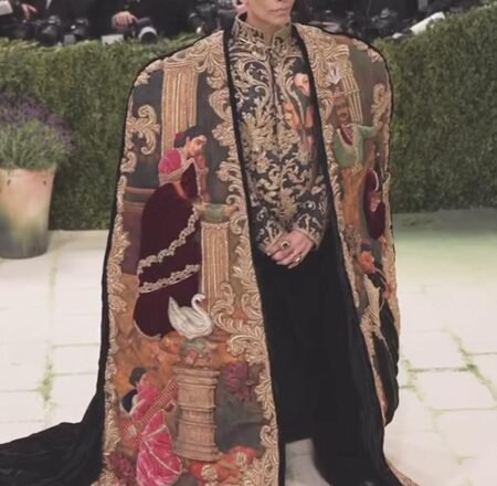 Twinkle Khanna asks Karan Johar to come over in his ‘piece of art’ Met Gala outfit: Will hang you up on my wall