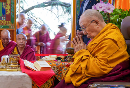 Dalai Lama undergoes successful left knee replacement surgery