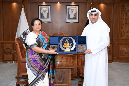 Indian Ambassador discusses sports and youth engagement with Kuwait minister