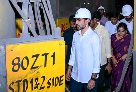 Pawan Kalyan, Lokesh meet injured in Visakhapatnam Steel Plant accident; assure all assistance