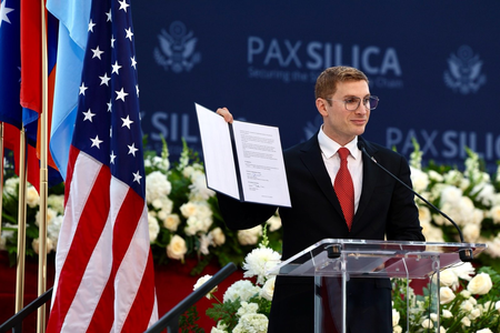 Supply chain risks go beyond China: US