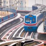 Twin suicide attempts throw Metro services in Kolkata out of gear