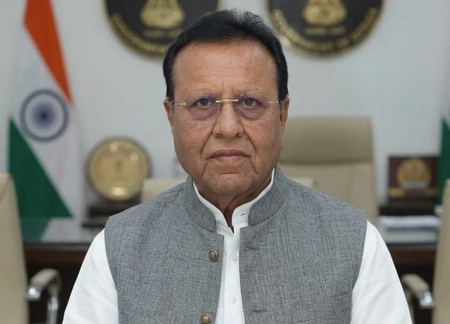 Gujarat: Cong picks veteran leader Bhikha Rabari for Manjalpur bypoll