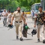 Home Ministry orders suspension of mobile internet services near Jantar Mantar