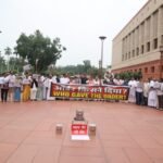 <div>INDIA bloc stages ‘Who gave the order’ protest at Parliament; NDA says ‘raise meaningful questions’</div>