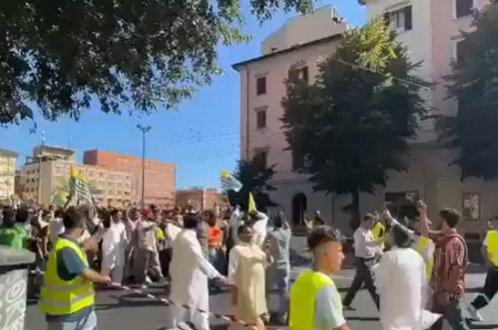 Kashmiri diaspora stages protest in Italy, condemns brutalities by Pak forces in PoK