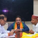Delhi BJP camp: MP Praveen Khandelwal resolves public grievances