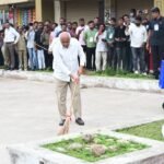 <div>Gujarat CM joins ‘Shramdaan’ at PM Modi’s birthplace, plants trees under ‘Ek Ped Maa Ke Naam’</div>
