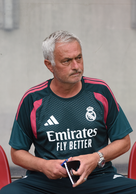 La Liga: Flick, Mourinho strike contrasting tones ahead of El Clasico