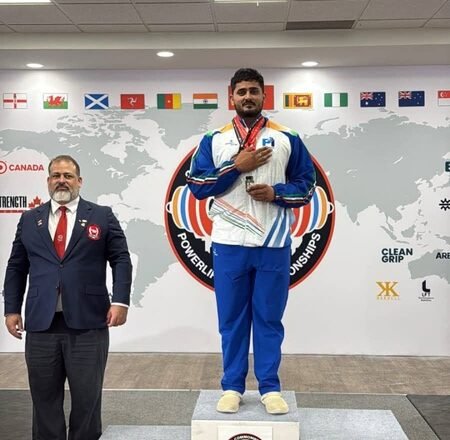Truck driver father takes Rs 4 lakh loan, son wins Commonwealth gold in Canada