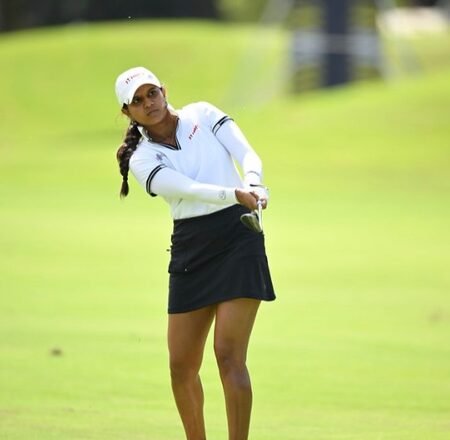 <div>Asian Games: Pranavi on top spot in individual stroke play after Day 3, men’s team drop</div>