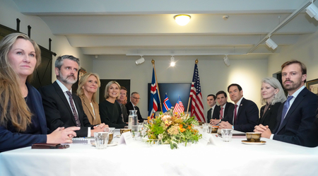 US open to expanding security role in Iceland