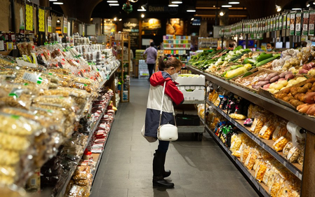 One-third of Australian households experienced food insecurity in past 12 months: Report