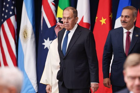 Russia-Ukraine tensions shadow G20 talks
