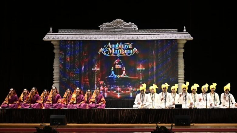 Sharada Navaratri celebrations at Muddenahalli feature musical rendition of Vachanas by Shiva Sharanas