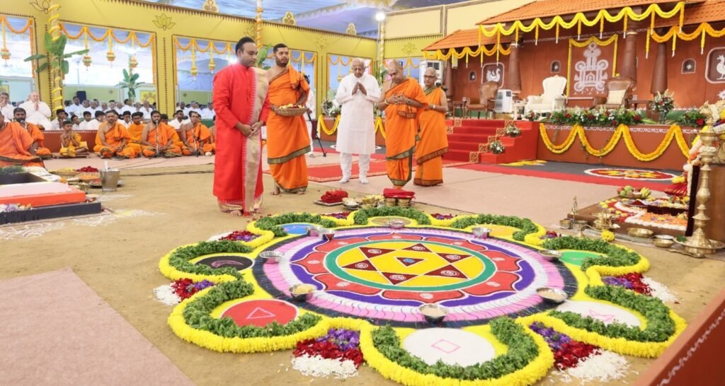 ‘Gayatri Mantra Should Not Be Chanted for Material Gains’: Sadguru Madhusudan Sai